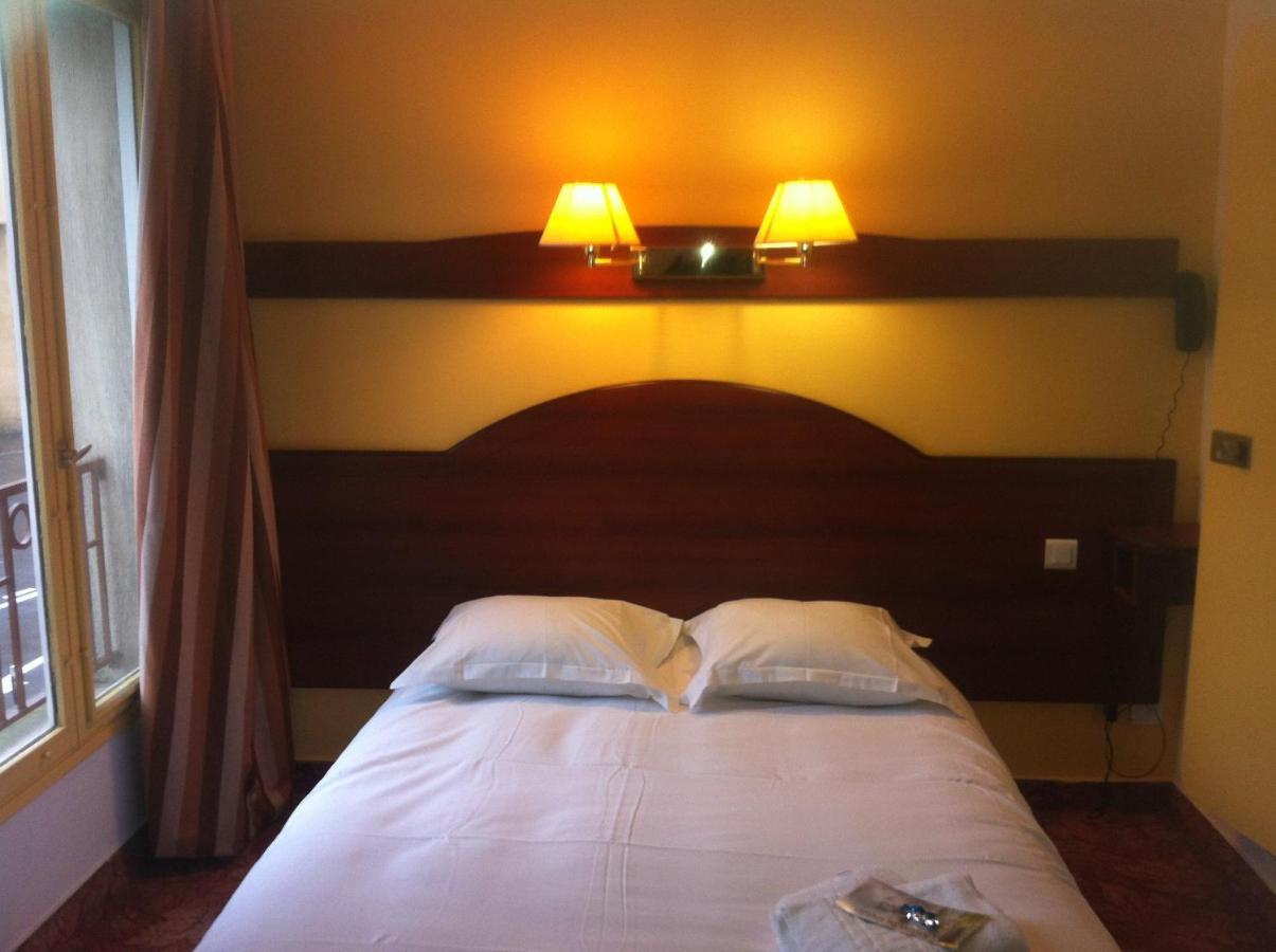 Hotel Couleurs Sud Centre-Ville Gare ชาร์เลอวิลล์-เมซิแยร์ ภายนอก รูปภาพ